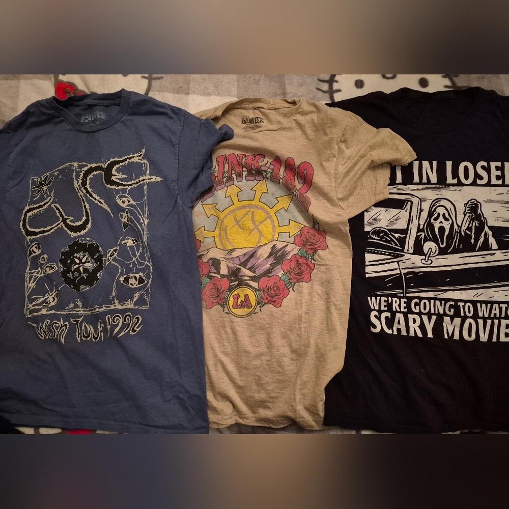 Womens Hot Topic Tshirts